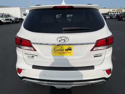 2017 Hyundai Santa Fe, $14495. Photo 7