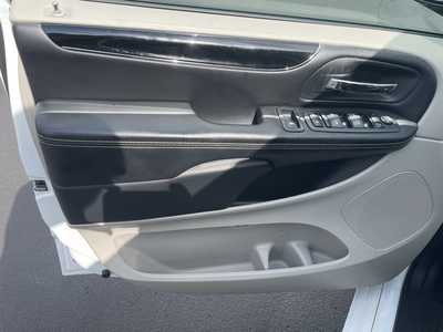 2019 Dodge Caravan, Grand, $13992. Photo 11