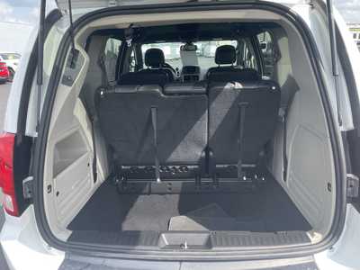 2019 Dodge Caravan, Grand, $13992. Photo 9