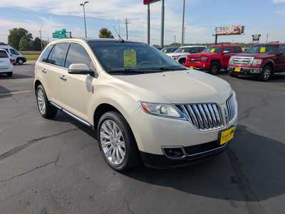 2014 Lincoln MKX, $18993. Photo 2