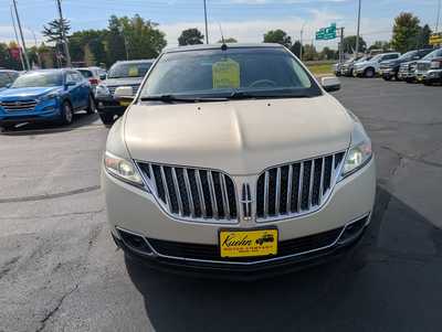 2014 Lincoln MKX, $18993. Photo 3