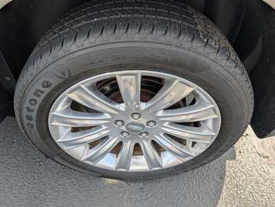 2014 Lincoln MKX, $18993. Photo 9