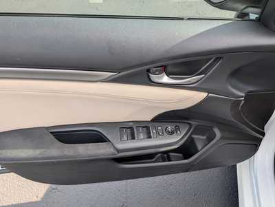 2019 Honda Civic, $20907. Photo 9
