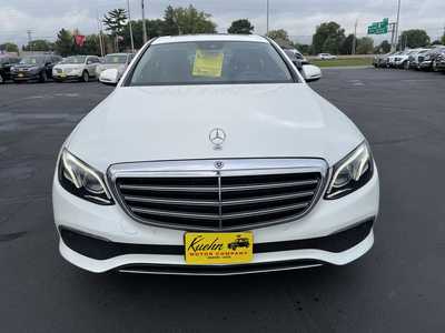 2017 Mercedes-Benz E-Class, $22897. Photo 3