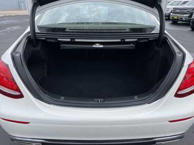 2017 Mercedes-Benz E-Class, $22897. Photo 9