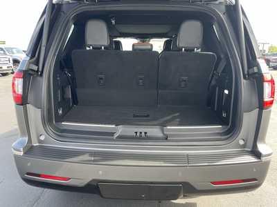 2021 Lincoln Navigator, $40983. Photo 9