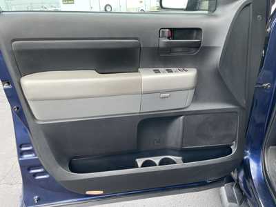 2008 Toyota Tundra Crew Cab, $17986. Photo 12