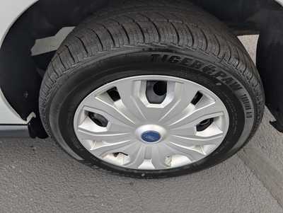 2022 Ford Transit Connect, $17495. Photo 9