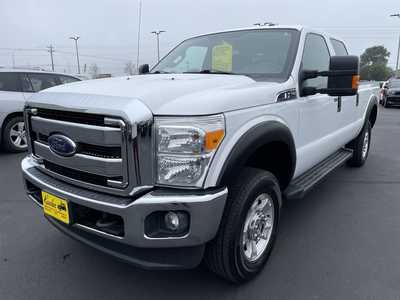 2016 Ford F250 Crew Cab, $24985. Photo 4