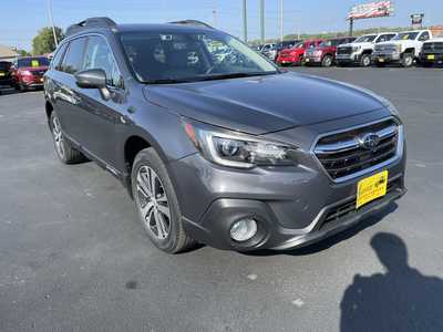 2018 Subaru Outback, $17987. Photo 2