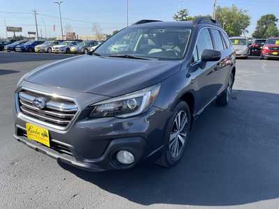 2018 Subaru Outback, $17987. Photo 4