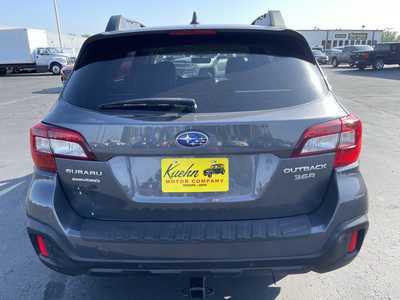 2018 Subaru Outback, $17987. Photo 6