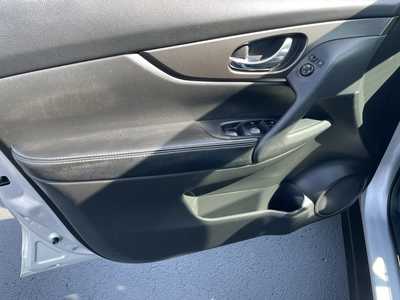 2015 Nissan Rogue, $8995. Photo 11