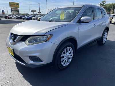 2015 Nissan Rogue, $8995. Photo 4