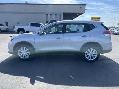 2015 Nissan Rogue, $8995. Photo 5