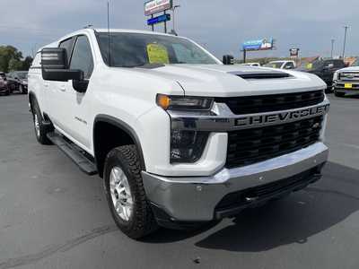 2020 Chevrolet 2500 Crew Cab, $32993. Photo 2