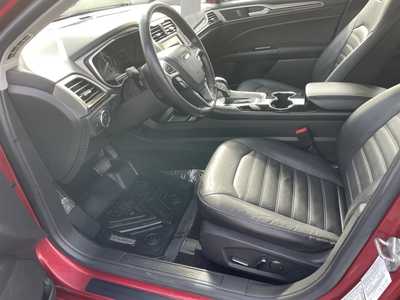 2014 Ford Fusion, $10987. Photo 12