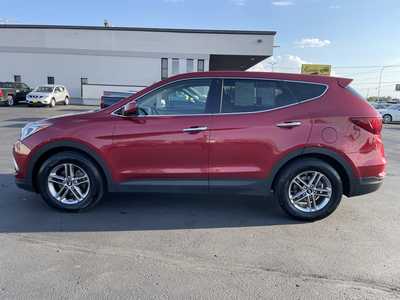 2017 Hyundai Santa Fe, $9895. Photo 5