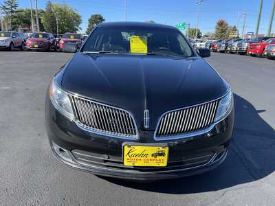 2014 Lincoln MKS, $13987. Photo 3