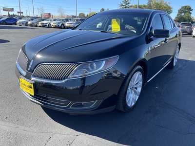 2014 Lincoln MKS, $13987. Photo 4