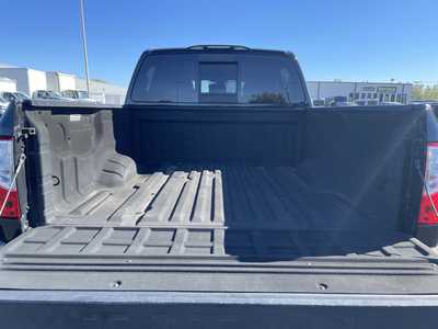2018 Nissan Titan, $25487. Photo 10