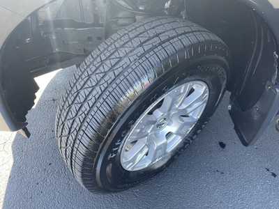 2018 Nissan Titan, $25487. Photo 11