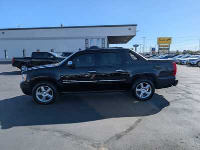 2010 Chevrolet Avalanche, $15987. Photo 5