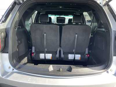 2016 Ford Explorer, $12497. Photo 10