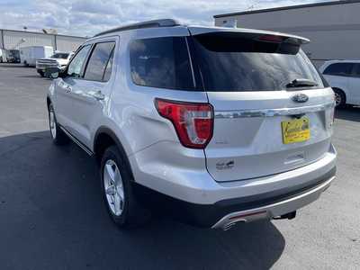 2016 Ford Explorer, $12497. Photo 6