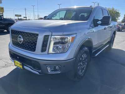 2018 Nissan Titan, $22995. Photo 4