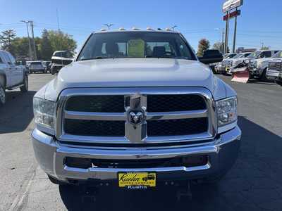 2018 RAM 3500, $28990. Photo 3