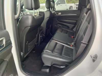 2020 Jeep Grand Cherokee, $25987. Photo 11