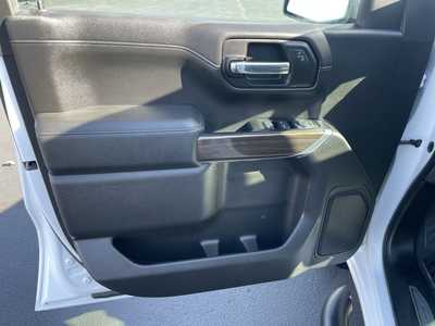 2019 Chevrolet 1500 Crew Cab, $31987. Photo 12