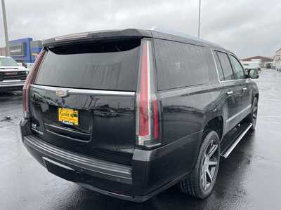 2016 Cadillac Escalade ESV, $11995. Photo 8