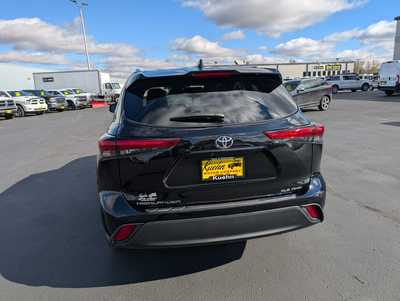 2021 Toyota Highlander, $36937. Photo 7