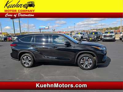 2021 Toyota Highlander, $36937. Photo 1