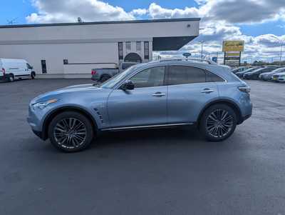 2017 Infiniti QX70, $15992. Photo 5