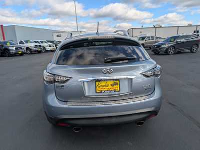 2017 Infiniti QX70, $15992. Photo 7