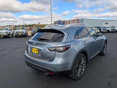 2017 Infiniti QX70, $15992. Photo 8