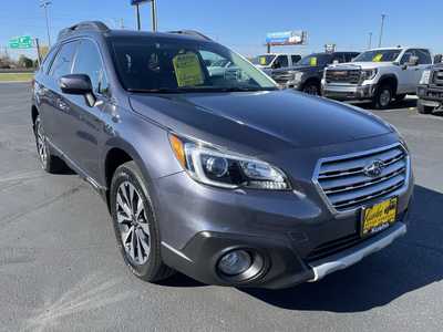 2015 Subaru Outback, $14977. Photo 2