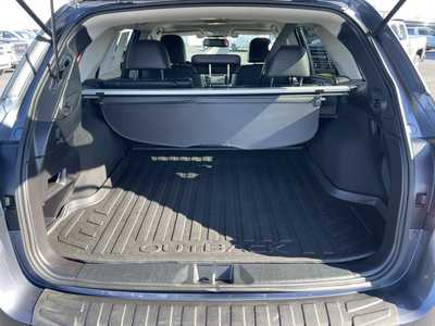 2015 Subaru Outback, $14977. Photo 9