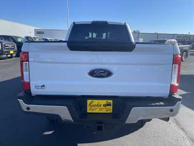 2017 Ford F250 Crew Cab, $28987. Photo 7