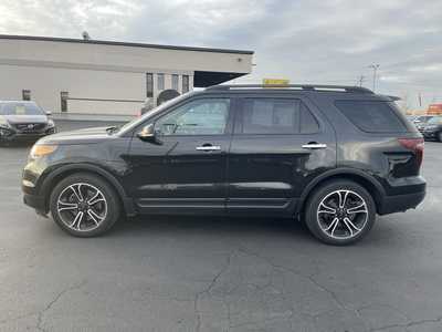 2014 Ford Explorer, $11495. Photo 5