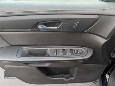 2017 Chevrolet Traverse, $9957. Photo 10