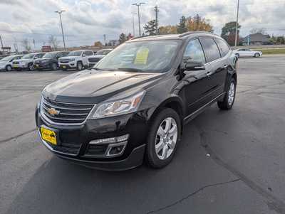 2017 Chevrolet Traverse, $9957. Photo 4