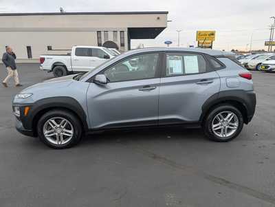 2019 Hyundai Kona, $13937. Photo 5