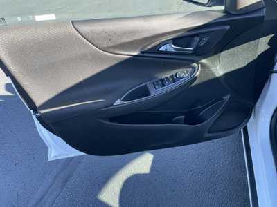 2022 Chevrolet Malibu, $13982. Photo 11