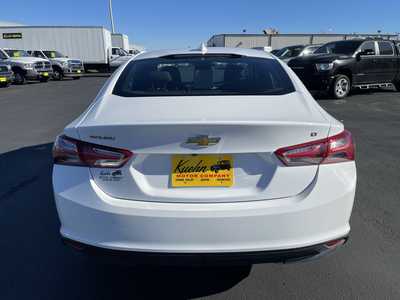 2022 Chevrolet Malibu, $13982. Photo 7