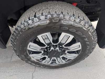 2025 GMC 2500 Crew Cab, $67987. Photo 11