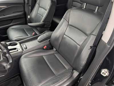 2019 Honda Pilot, $19997. Photo 11